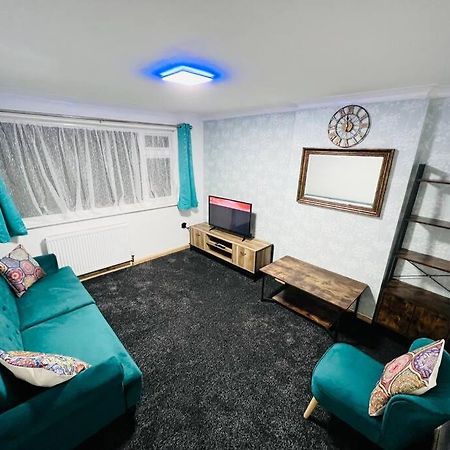 Cozycomfy Apartment เลสเตอร์ ภายนอก รูปภาพ